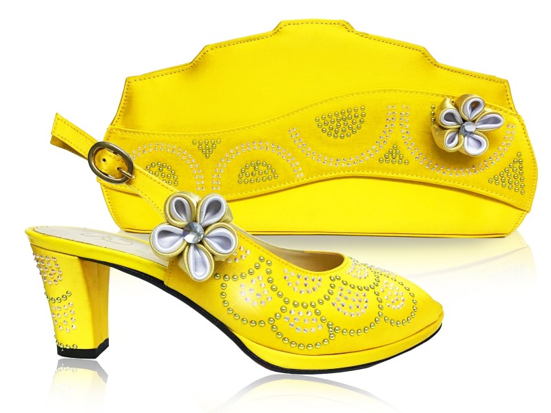 yellow - art8 peacock-min